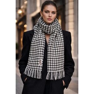 Andean‎ Sun Houndstooth Alpaca Scarf Shawl Fringe Black White Gray